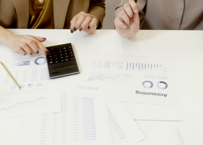 financial PR agency
